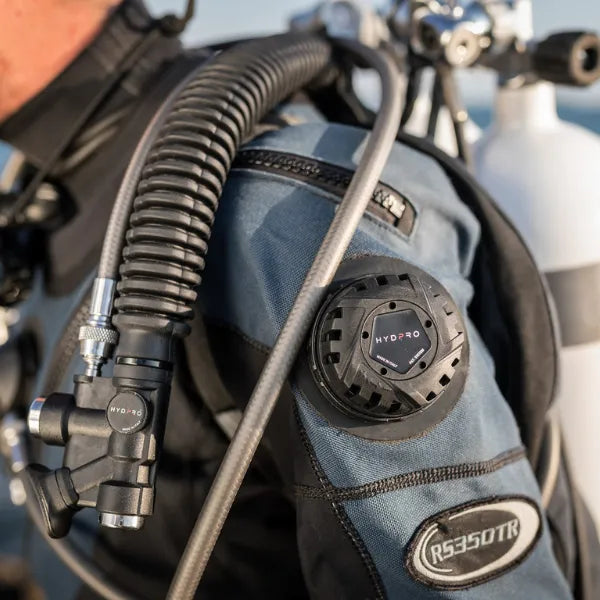 HYDPRO D01 Rugged <br> שסתום פריקה לחליפה יבשה